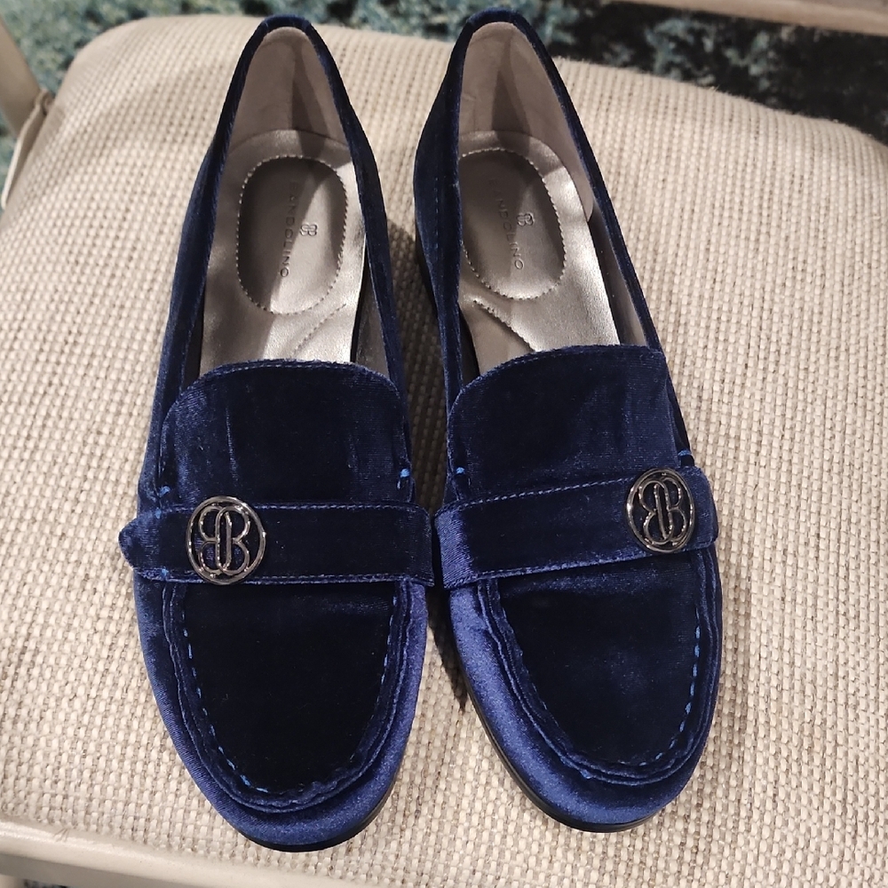 Bandolino Dark Blue Velvet Loafers Size 9